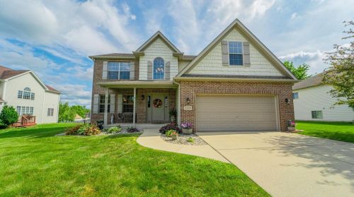 2453 Blarney Stone Dr, Valpo IN  46385-7342 exterior