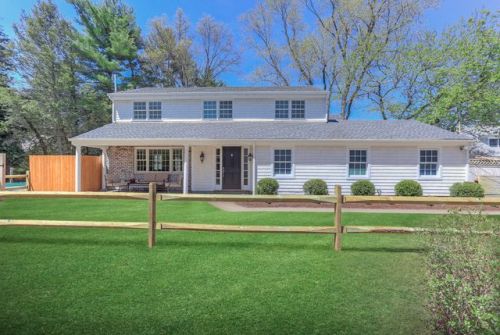 17 Tory Rd, Riverside, CT 06878-1038