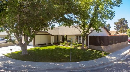 345 Avenue, Lancaster, CA