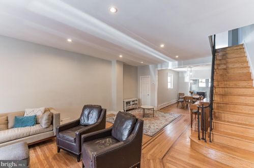 2005 13th St, Philadelphia, PA 19148-5503