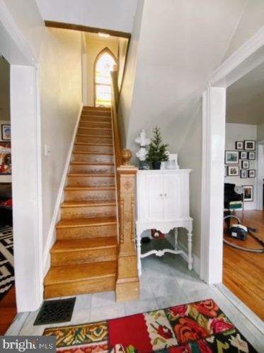 25 Ctr St, Tavistock NJ 08033-1801 exterior