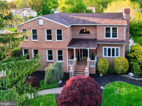 118 Lenox Ave, Trenton, NJ 08620-1710