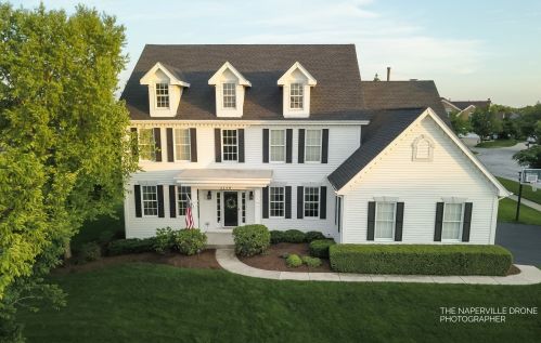 3748 Highknob Cir, Naperville, IL 60564-4422