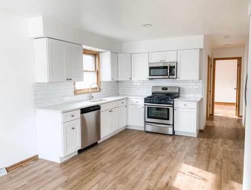 551 Calhoun Ave, Calumet City, IL 60409-3208