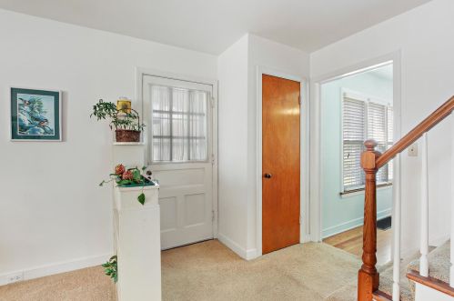 526 Longfellow Ave, Bannockburn, IL 60015-4454