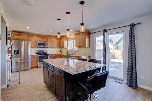 6067 Quatar Way, Aurora CO 80016-7134 exterior