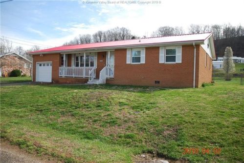 405 Marshall Ln, Gallipolis Ferry, WV 25515-9509