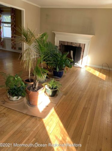 1015 Cedar Ln, Brielle, NJ 08730-1105