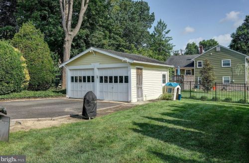 405 Avondale Ave, Haddonfield NJ 08033-2809 exterior