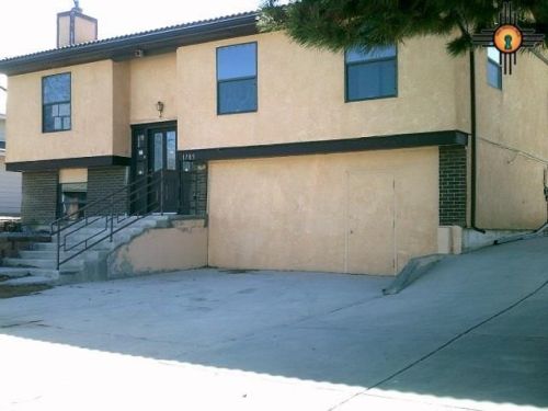 1705 Escalante Rd, Gallup, NM 87301-6793