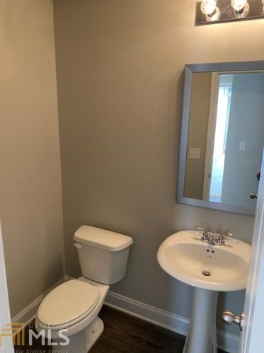 250 Dove Ln, Social Circle, GA 30025-3065