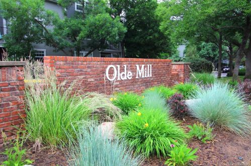 6702 Ivy Way, Englewood CO 80112-1051 exterior