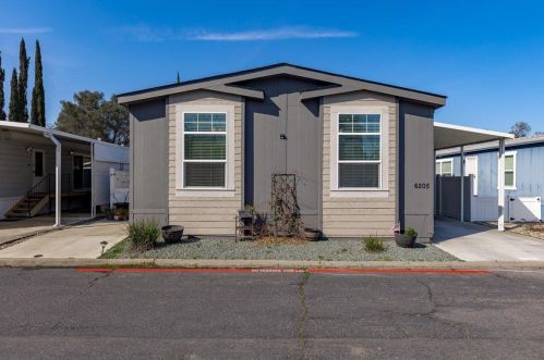 6205 Freedom Ln, Citrus Heights, CA 95621-4709