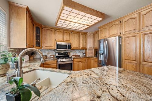 1235 Naturewood Dr, Meadow Vista, CA 95722-9668
