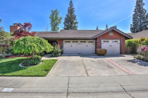 9144 Shady Hollow Way, Fair Oaks, CA 95628-6558