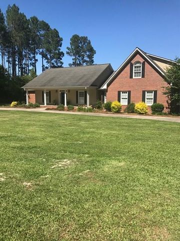 120 Berry Dr, Pridgen, GA 31519-6430