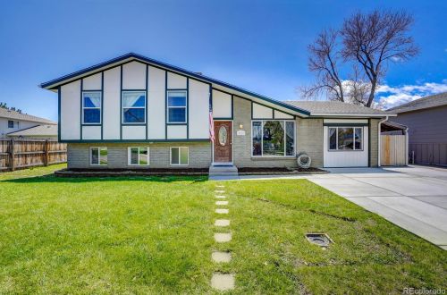 9288 Hamilton Dr, Denver, CO 80227-4617
