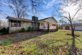 700 Sylvan Dr, Ozone, TN 37854-3029