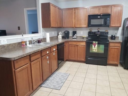 9016 Noontide Dr, Fort Worth TX  76179-5297 exterior