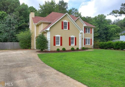 30 Springfield Dr, Newnan, GA 30265-2012