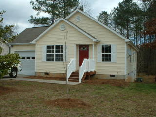 1140 Danielle Dr, Dalton, GA 30721-5573