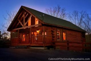 856 Black Bear Cub Way, Pigeon Forge, TN 37862-7712