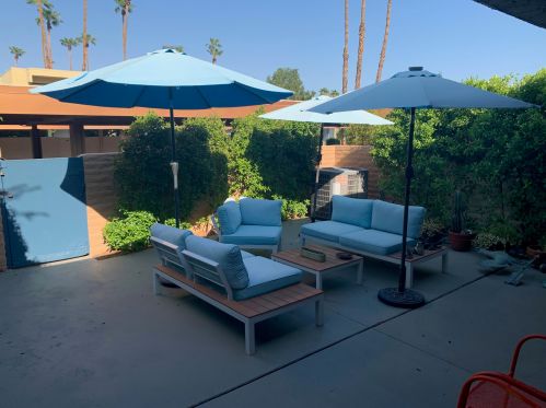 5621 Los Coyotes Dr, Palm Springs, CA 92264-6072