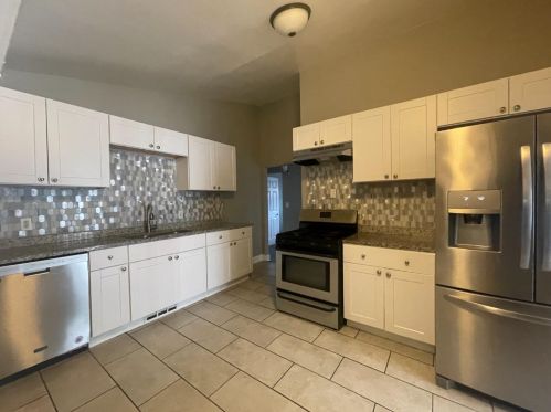 8350 Lakewood Ave, Gary IN  46403-2245 exterior