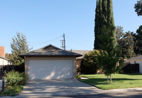 2027 Joaquin St, Modesto, CA 95350-3161