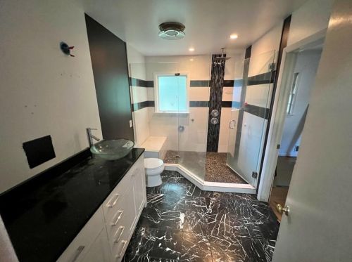 3011 Belingham Dr, Atlanta GA  30345-1506 exterior