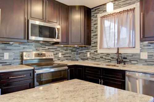 4601 Evanston Way, Aurora CO 80012-1539 exterior