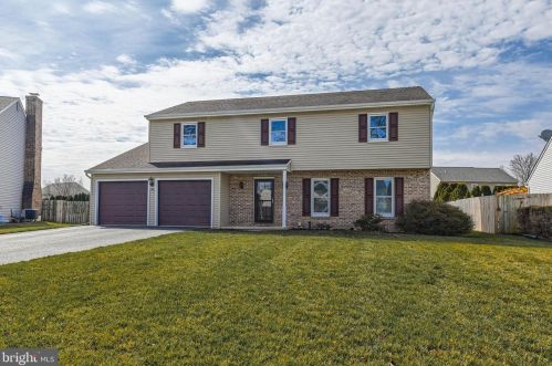 3080 Cypress Rd, York, PA 17315-4537
