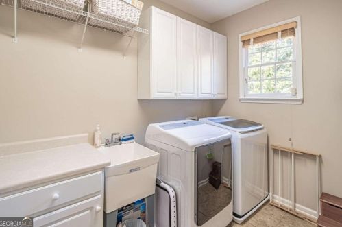 4625 Gran River Gln, Duluth GA  30096-6185 exterior