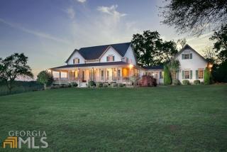 594 Clareburn Trl, Carnesville GA  30521-2983 exterior
