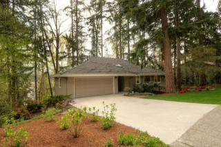 604 177th Ln, Bellevue, WA 98008-4215