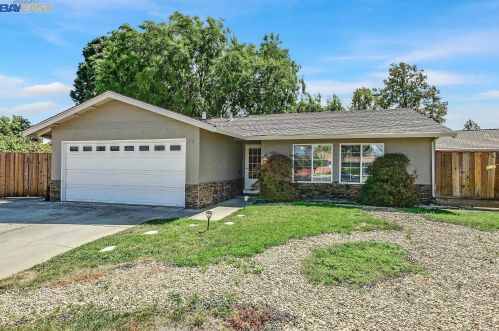 1141 Butte Ct, Livermore, CA 94551-1641