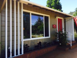 724 Rio Del Mar Blvd, Aptos, CA 95003-4712