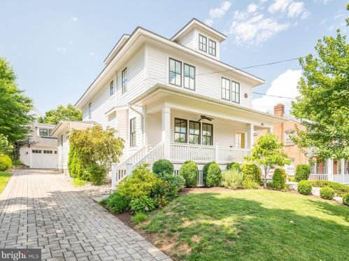 5117 27th St, Arlington, VA 22207-1745