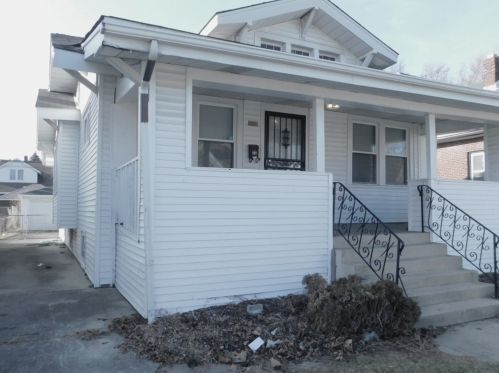 552 Forsythe Ave, Calumet City, IL 60409-3624