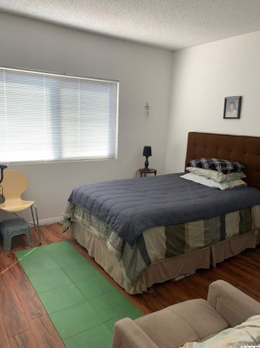 133 Carr Dr, Glendale CA  91205-1552 exterior