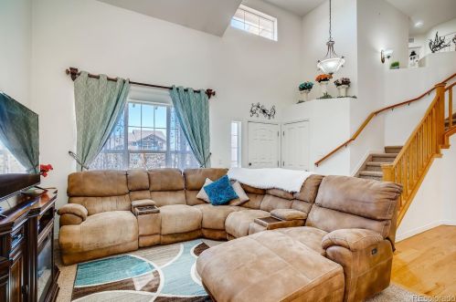 25470 Hinsdale Pl, Denver CO  80016-2198 exterior