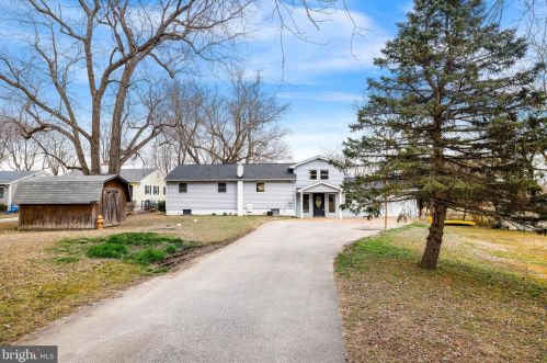 2006 Gooseneck Rd, Riviera Beach, MD 21122-5711