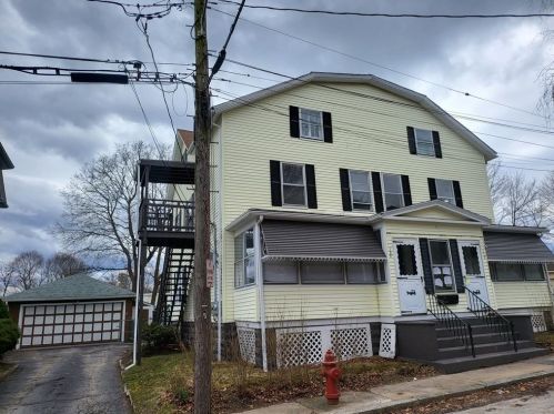 108 Parker St, Woonsocket, RI 02895-5253