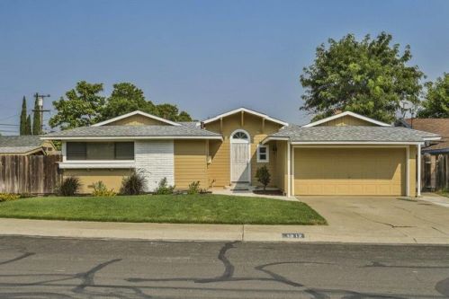 1217 Sherlock Way, Concord, CA 94521-3442