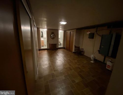 2711 Allegheny Ave, Philadelphia PA  19132-1224 exterior