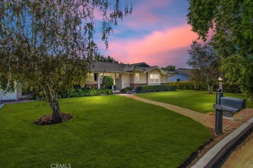 2140 Elsinore Rd, Riverside, CA 92506-1534