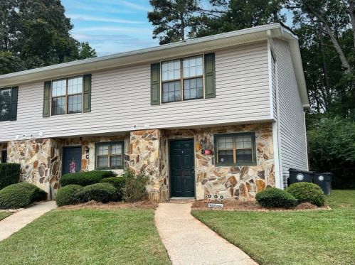 2506 Hidden Cove Rd, Gainesville, GA