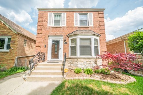 5047 Oak Park Ave, Chicago, IL 60656-3739