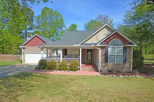 16 Scarlett Ln, Red Hill, SC 29020-7795