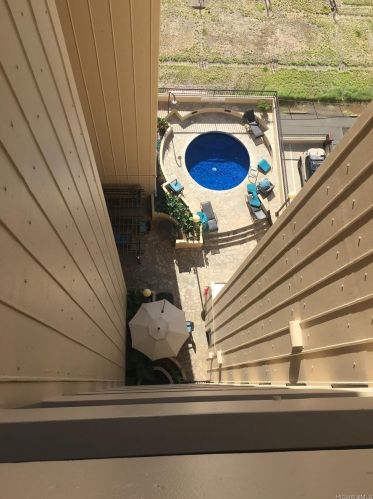 320 Liliuokalani Ave, Honolulu HI  96815-3550 exterior